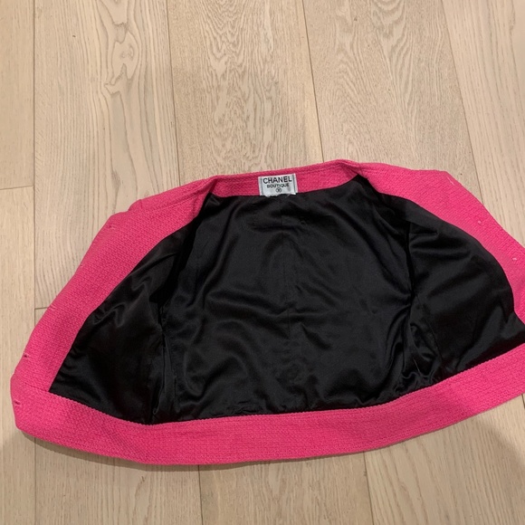 RARE Vintage Chanel Pink Tweed Crop Blazer - Picture 5 of 5